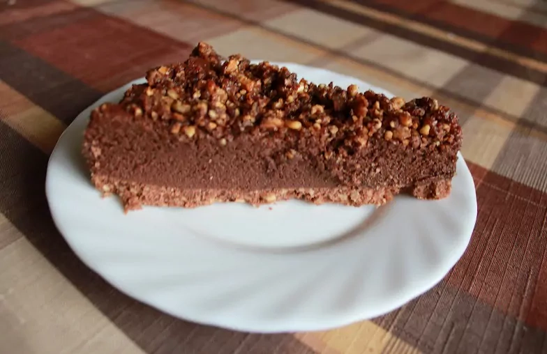 Нереальный шоколадный торт — мусс с ореховым грильяжем