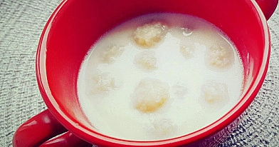 Рецепт из детства: молочный суп с картофельными галушками