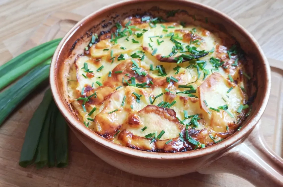 Картофельная запеканка – идеальный ужин со стаканом кефира!