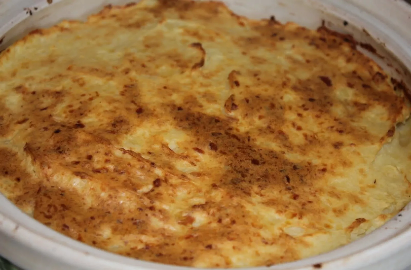 Невероятно вкусная и нежная свиная запеканка с картофельным пюре