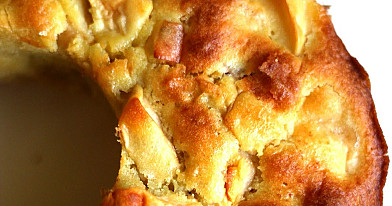 Obuolinis obuolių pyragas - turbūt paprasčiausiai pagaminamas iš visų!