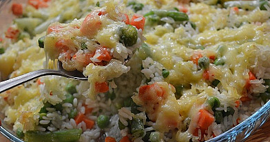 Запеканка из риса и овощей