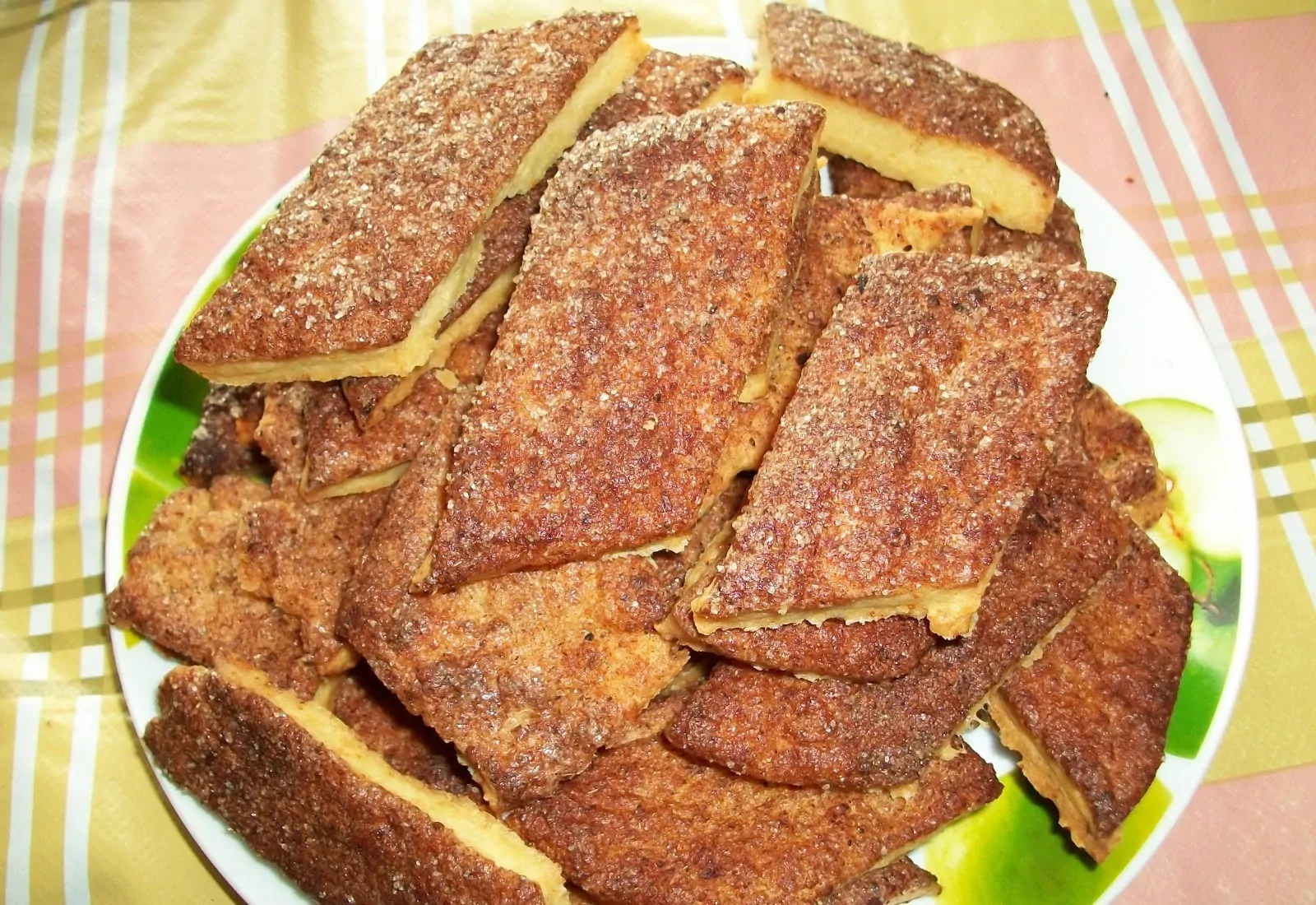 Югатерт - печенье из слоеного теста с медом
