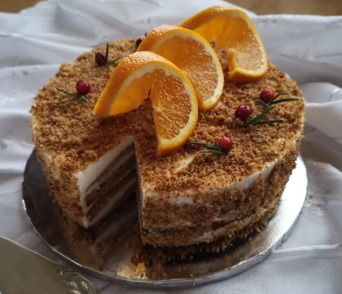 Biskvitinis medaus tortas "Sodžius" - norisi dar ir dar!