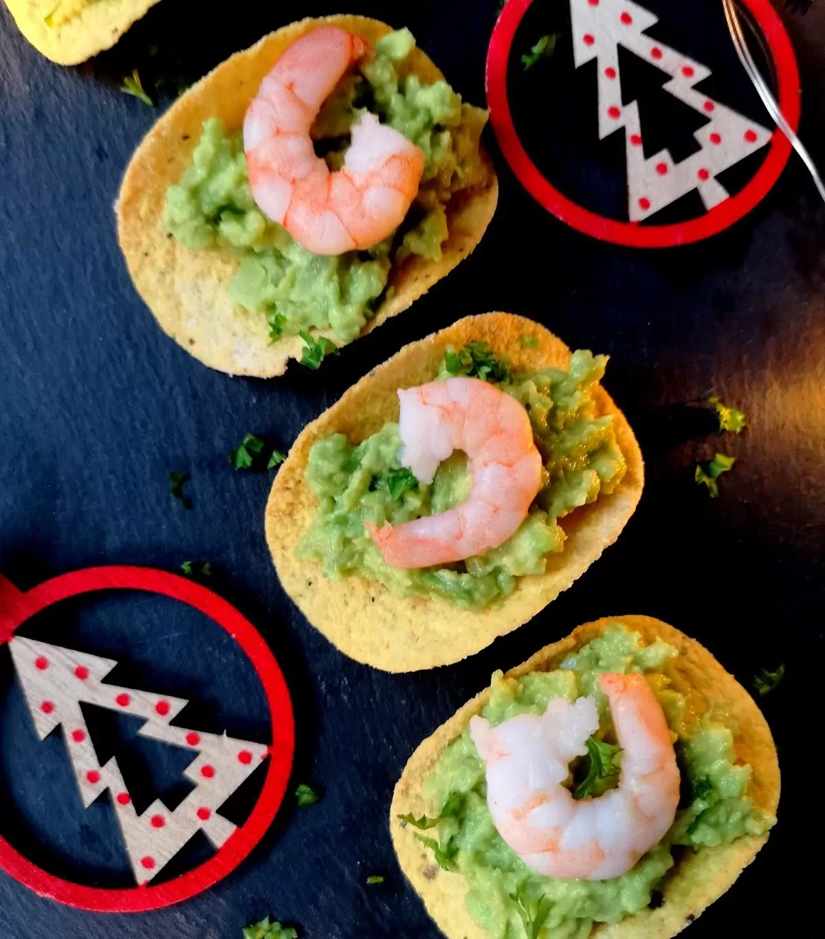 Česnakiniai krevečių užkandukai - puikiai tinka šventiniam stalui, pvz. Kūčioms!