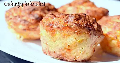 Cukinijų keksiukai