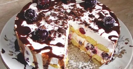 Tortas iš sausainių su vyšniomis: paprastas, skanus ir nereikia kepti!