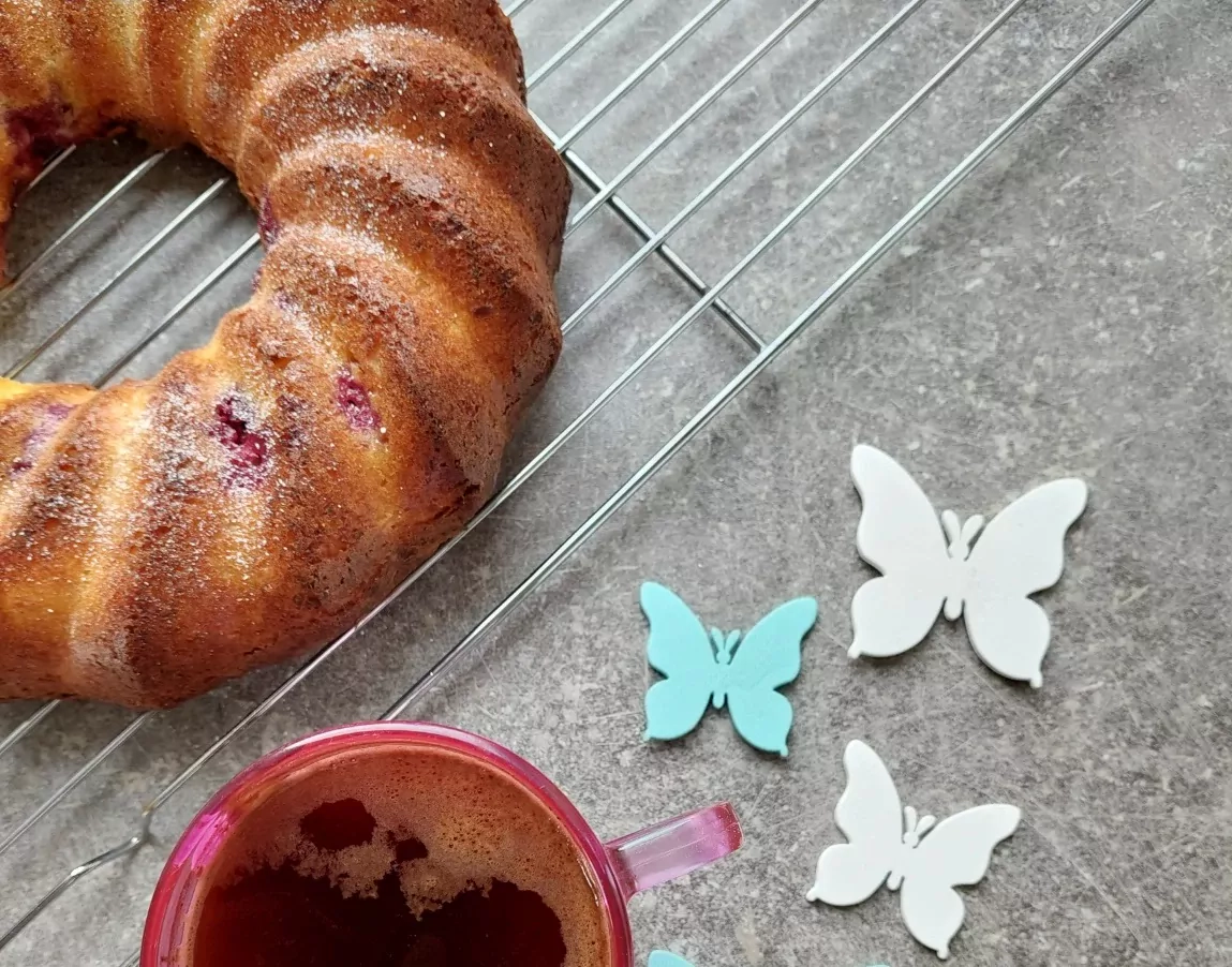 Varškės keksas su vyšniomis