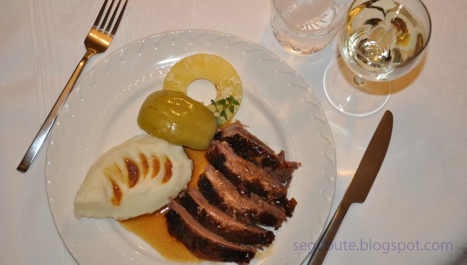 Orkaitėje kepta žąsis - nuo A iki Z, negali nepavykti! Orkaitėje kepta žąsis - nuo A iki Z, negali nepavykti!