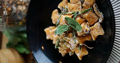 Süßkartoffel-Gnocchi mit Waldpilzen