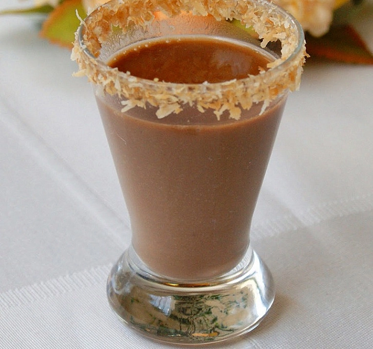 Home made hot chocolate with almond milk