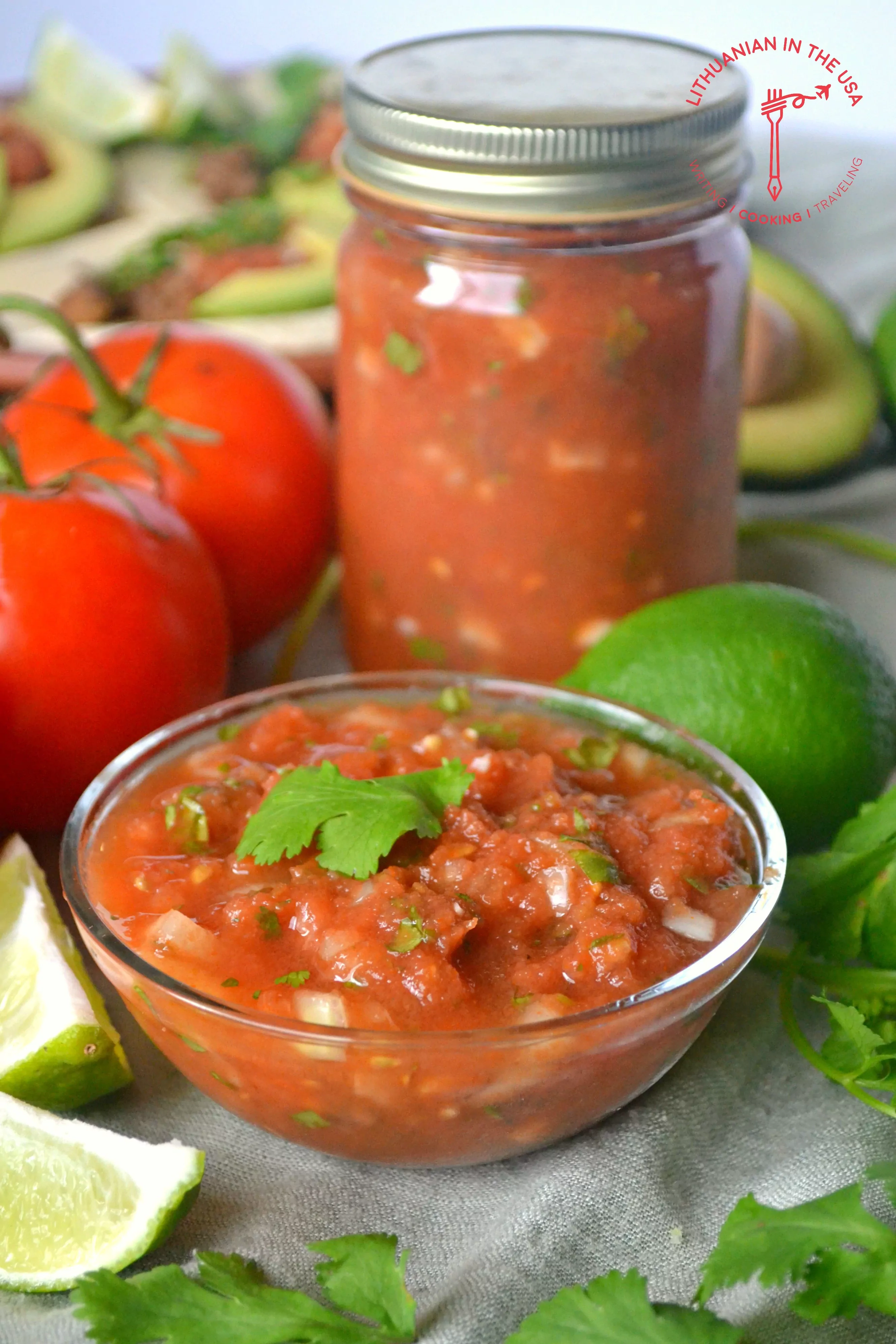 Mexikanische Tomatensauce für Tacos und Tortilla-Chips (Salsa de Tomate)