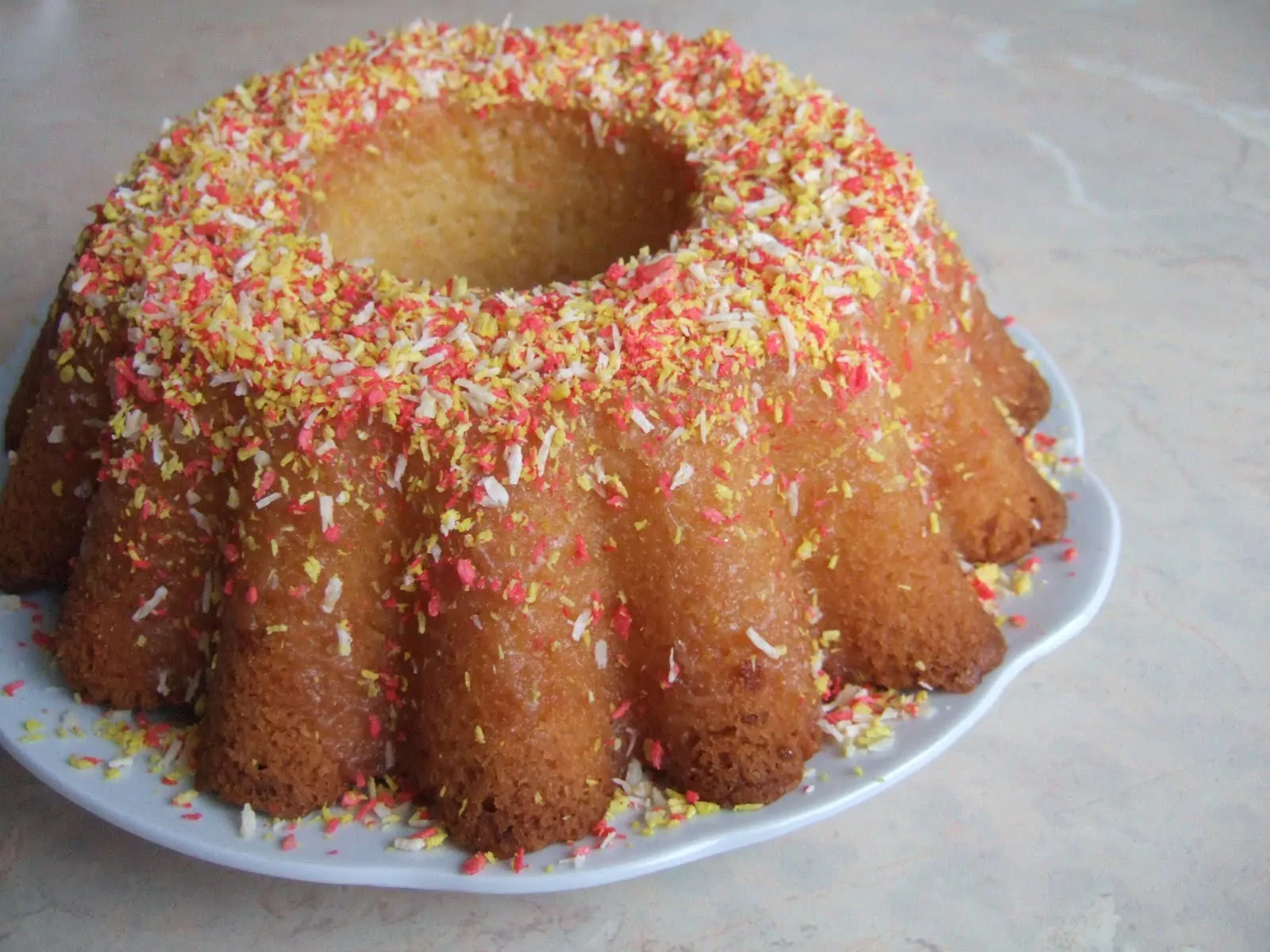 Easter lemon cupcake