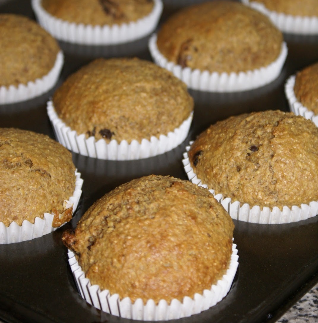 Healthy wholemeal flaxseed muffins with wholemeal flour