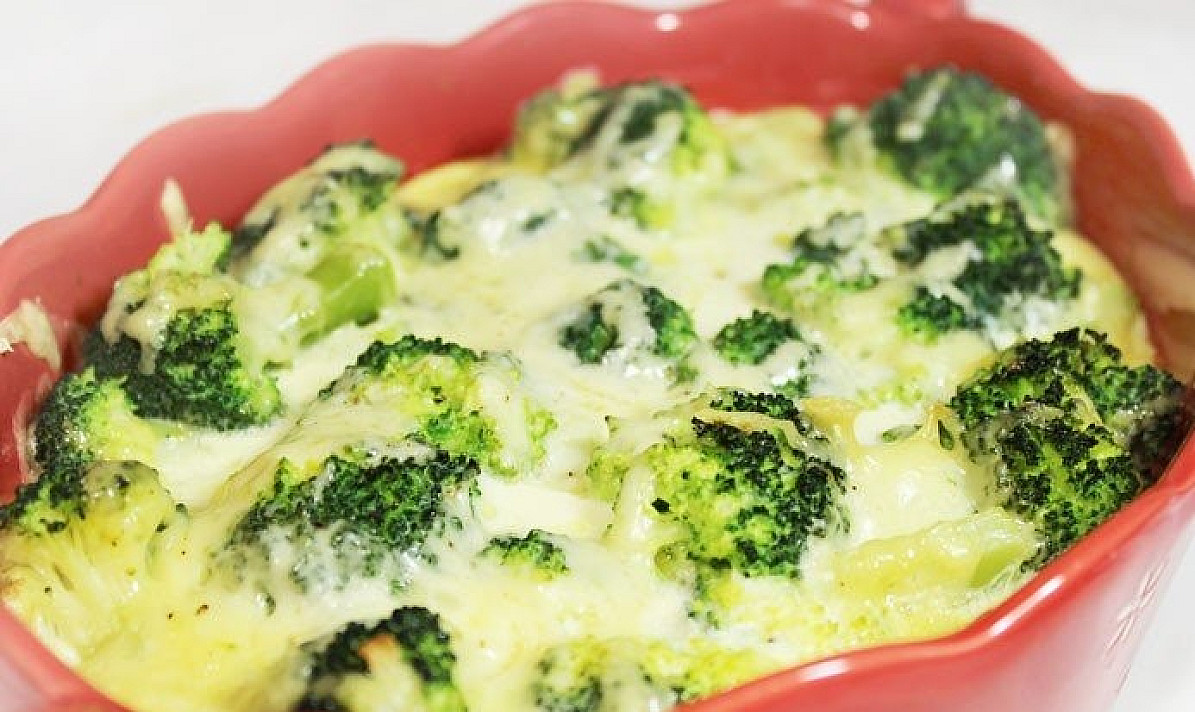 Easy to make Broccoli-Cheese Casserole