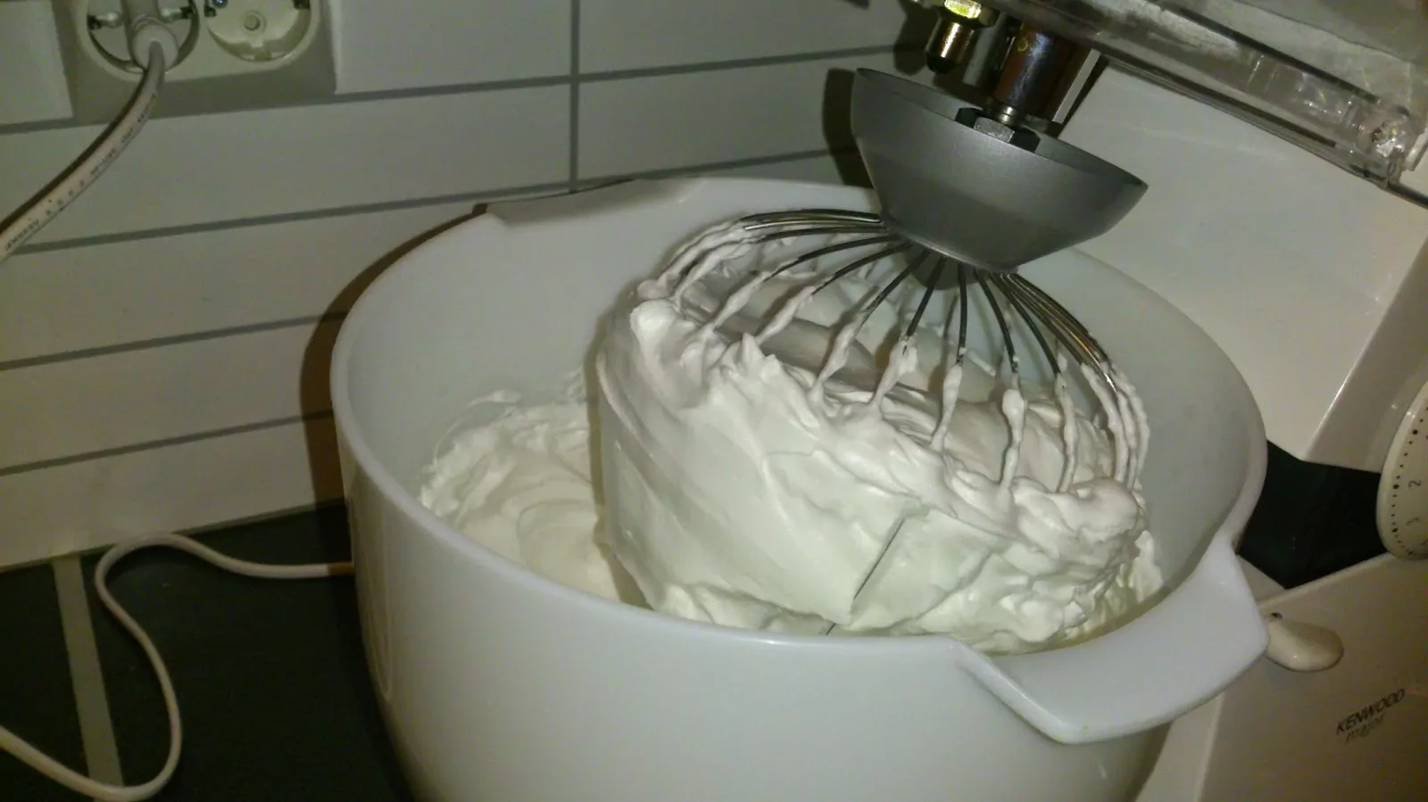 Zefīra groziņi ( olbaltuma krēma )