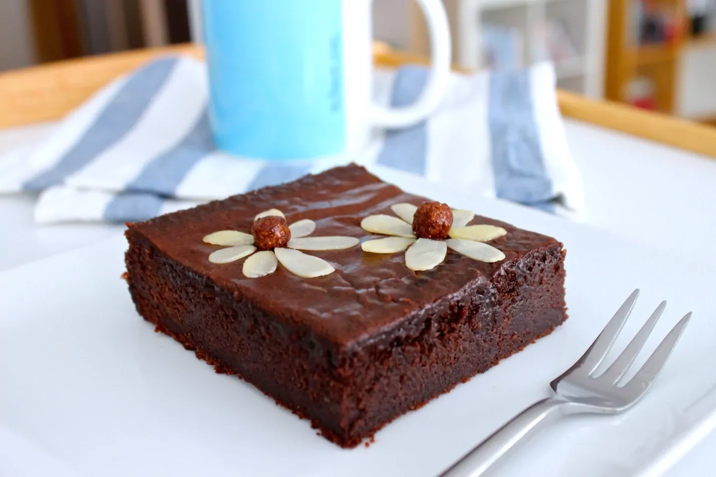 Chocolate cake with Coca-Cola, oil and kefir