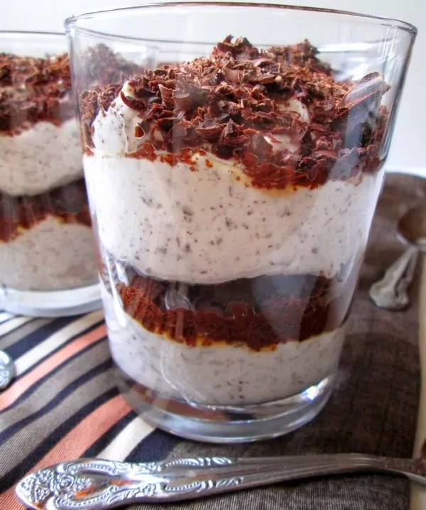 Delitkatny przepis na deser straciatella