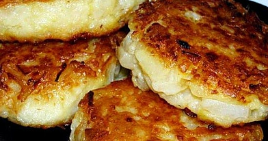 Svogūnų kotletai – taip skanu, nereikia net mėsos!