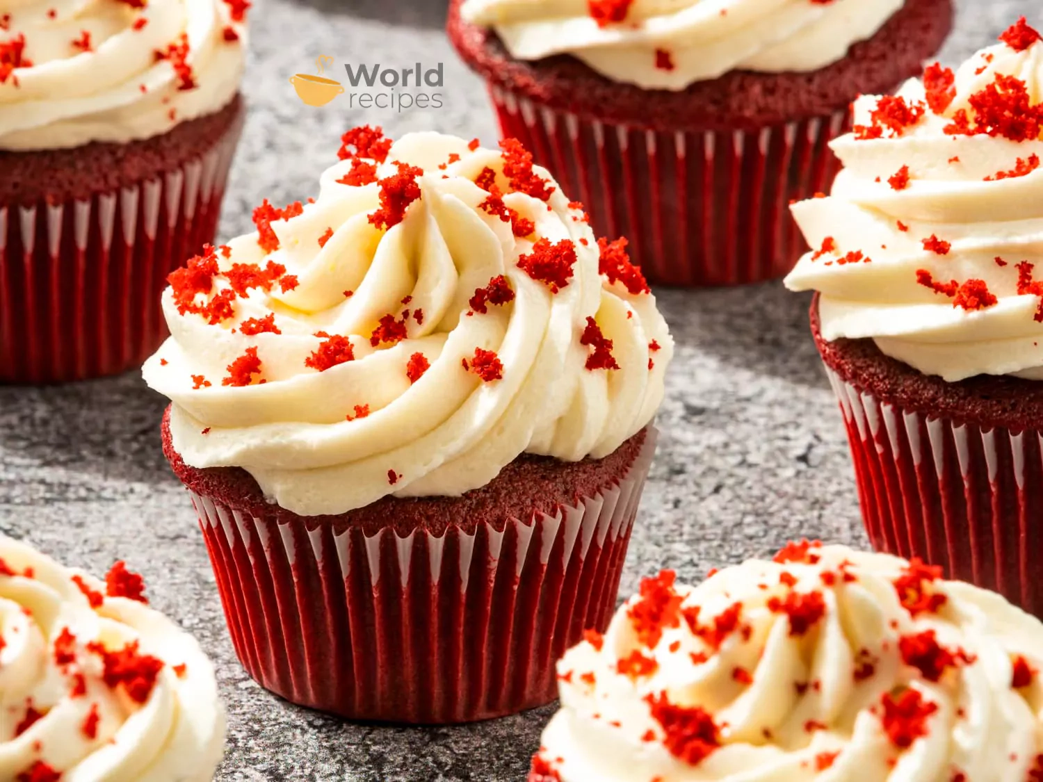Red Velvet - Raudonojo velveto keksiukai su kefyru ir aliejumi