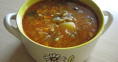Paprasta charčio sriuba su jautiena ir ryžiais (lietuviškas variantas)