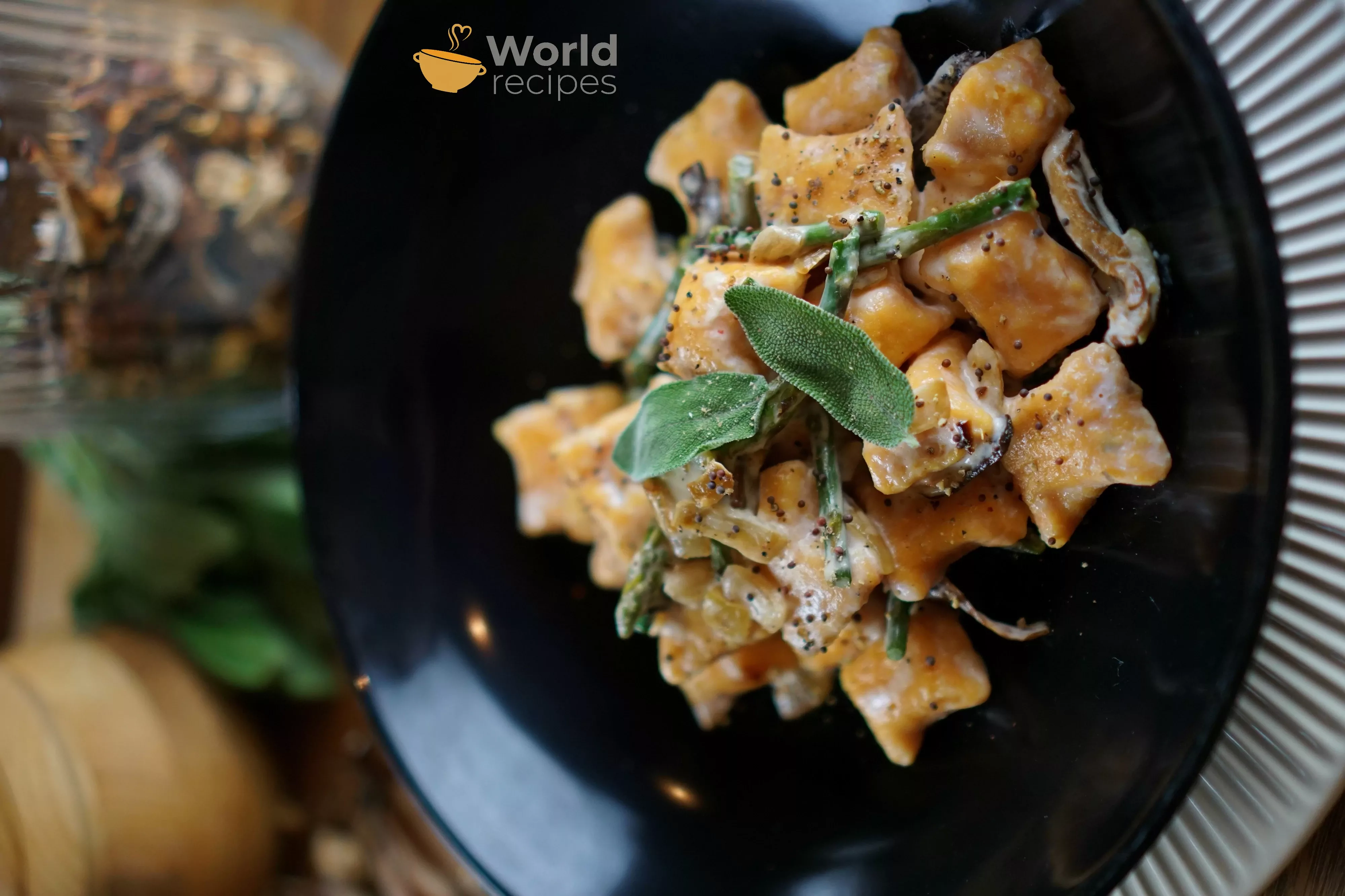 Saldžiųjų bulvių (batatų) Gnocchi su miško grybais