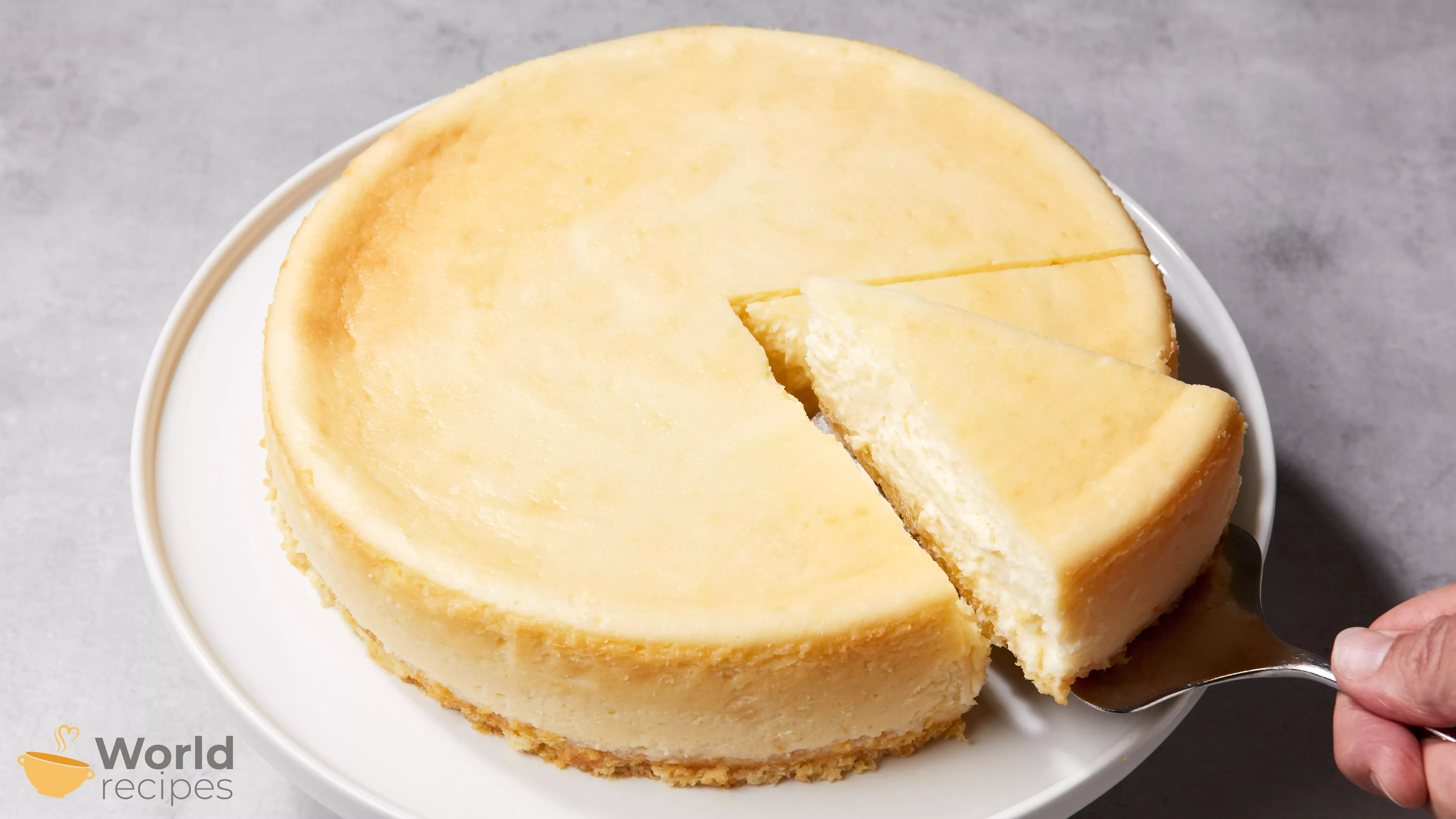 Klasikinis sūrio pyragas su avižinių sausainių pagrindu