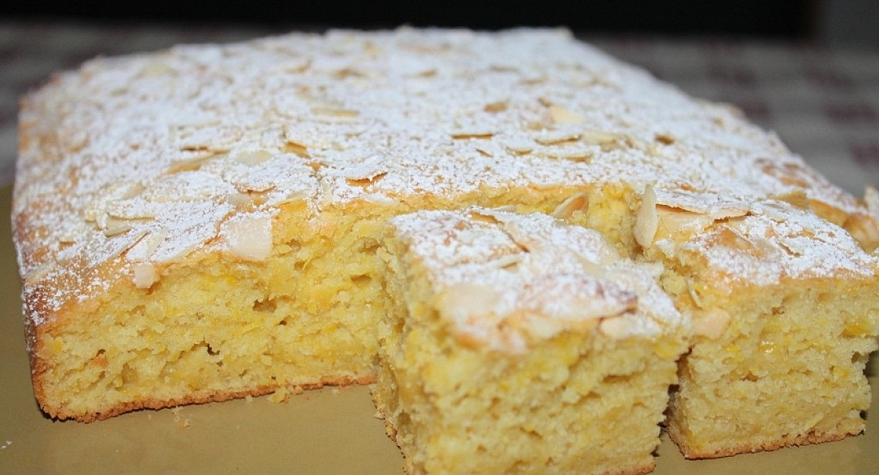 Paprastas moliūgų pyragas su migdolais