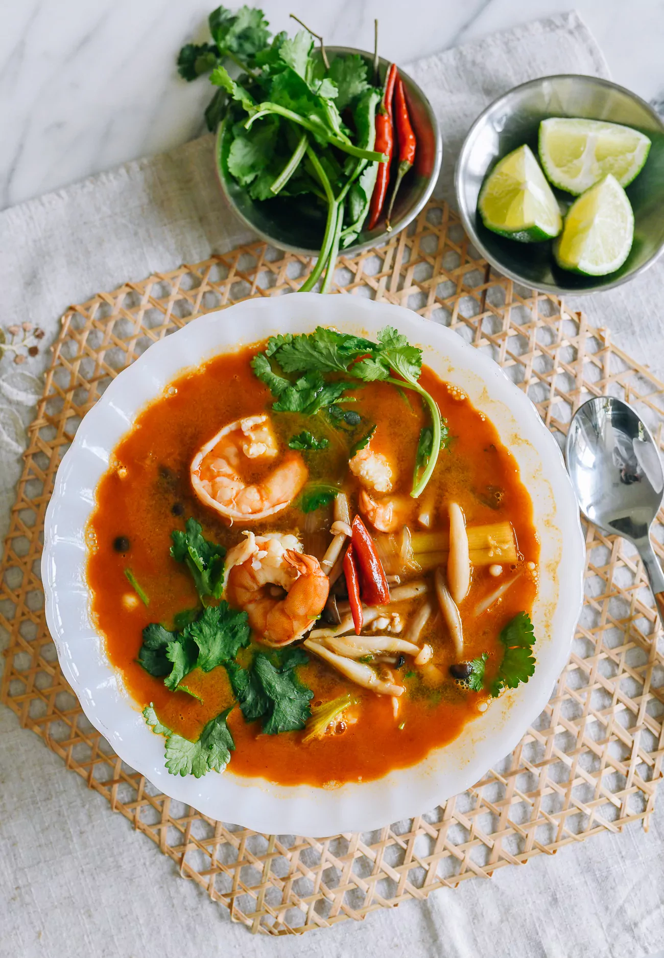 Pati skaniausia Tom Yum Goong sriuba su tom yum pasta