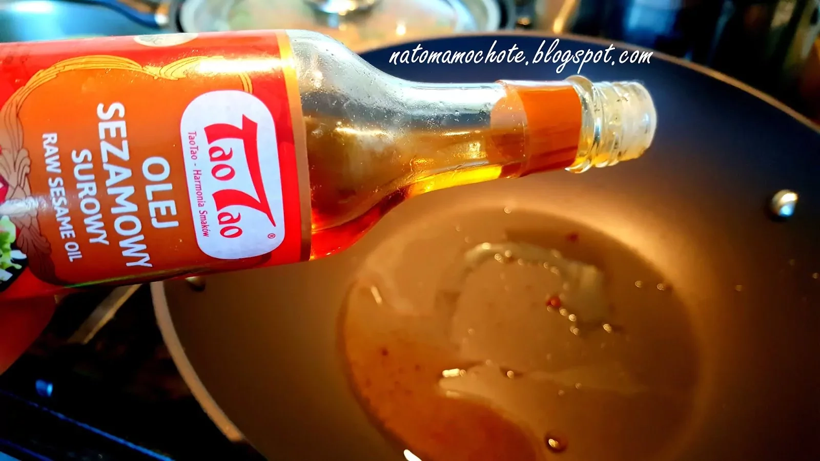 Smażony Makaron Udon z Wieprzowiną po Chińsku i Warzywami