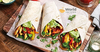 Klasikinės fajitos su vištiena