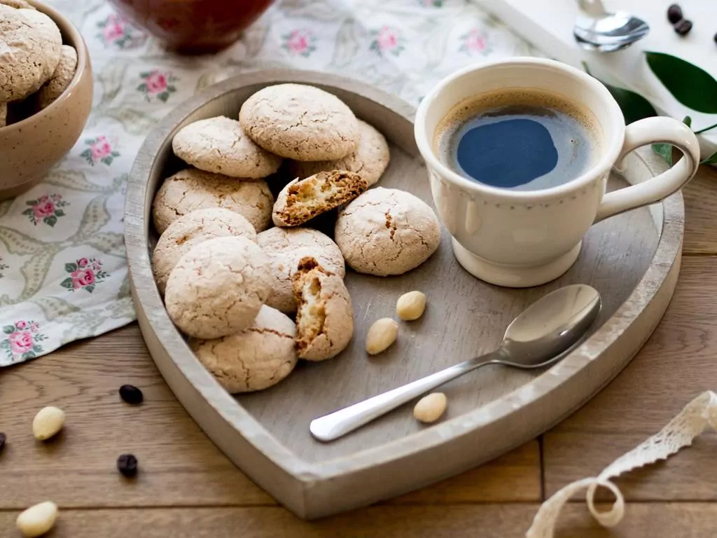 Lenkiški migdoliniai sausainiai Amaretti