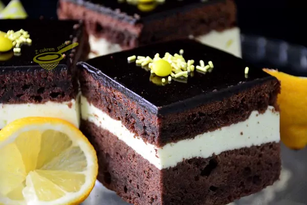Murzynek z kremem cytrynowym