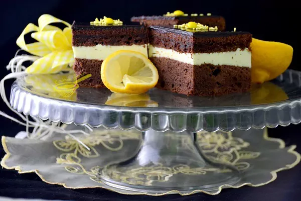 Murzynek z kremem cytrynowym