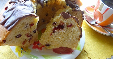 Kaimiškas pyragas, dar vadinamas Hermanu arba Vatikano duonele