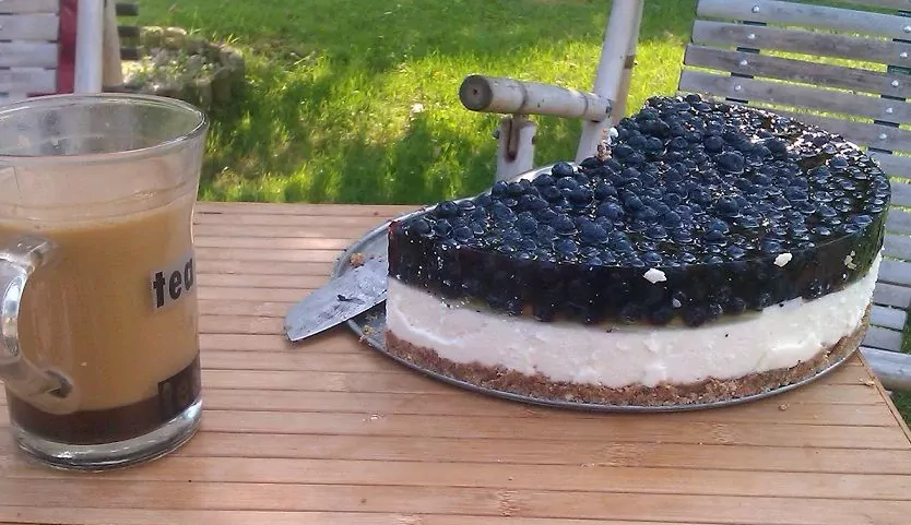 Mėlynių ir varškės tortas