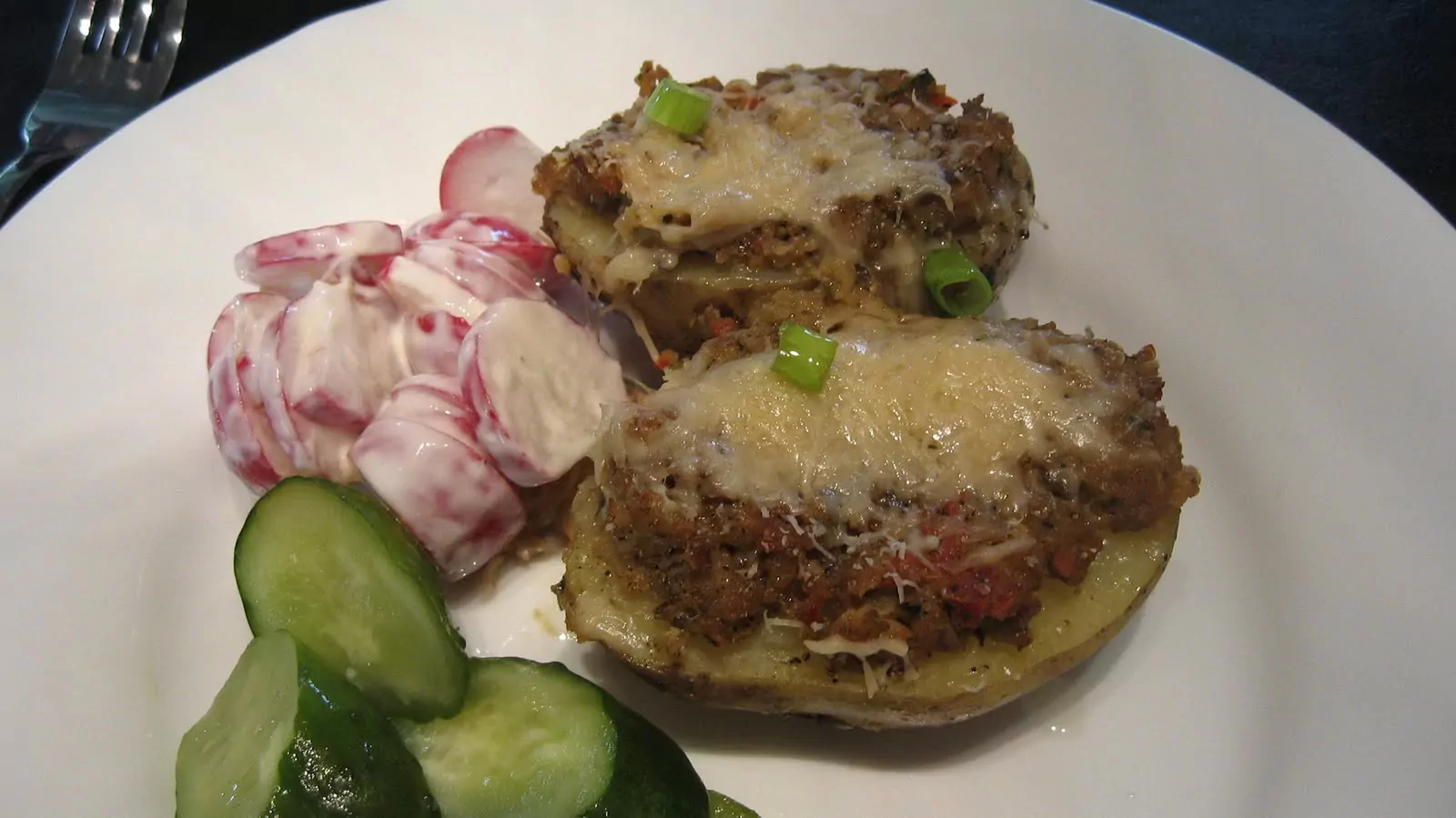 Virtos ir apkeptos bulvės su lupena