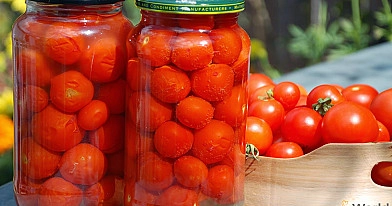 Skanūs ir saldūs konservuoti pomidorai "Karališki" žiemai be acto