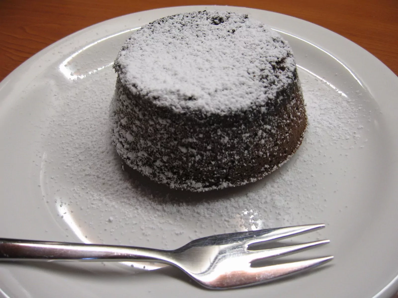 Šokoladinis lavos pyragėlis