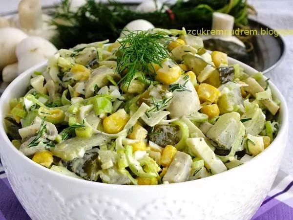 Sałatka pieczarkowa