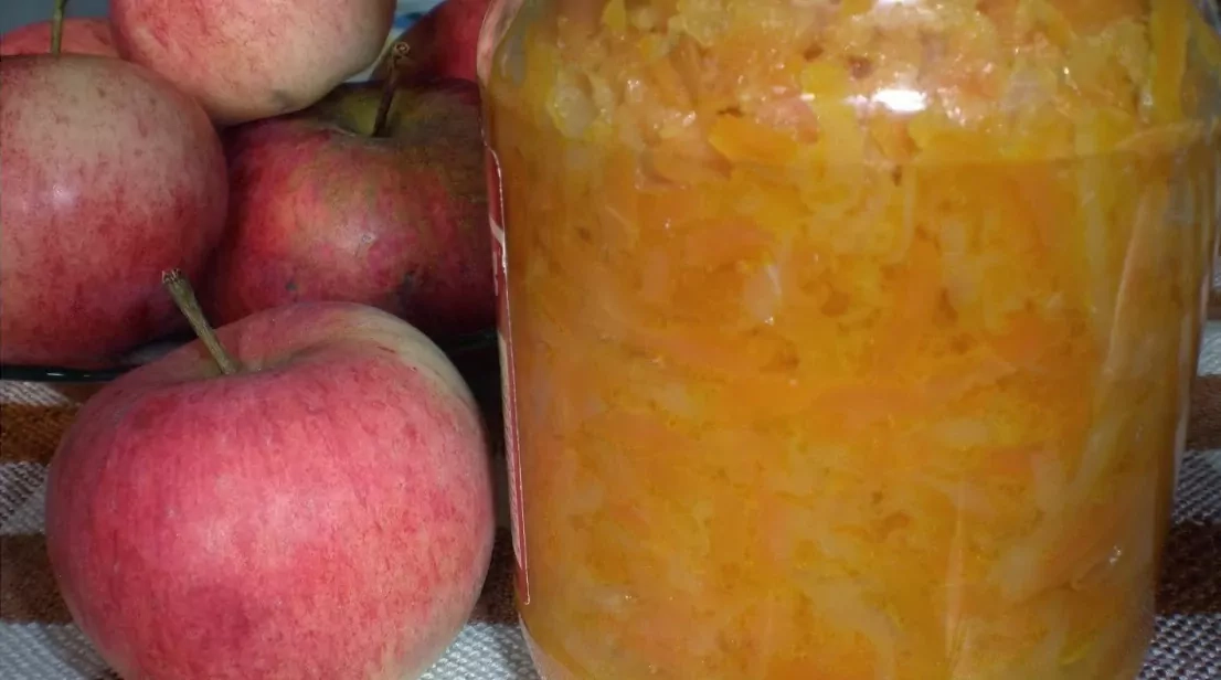 Morkų ir obuolių mišrainė žiemai be acto