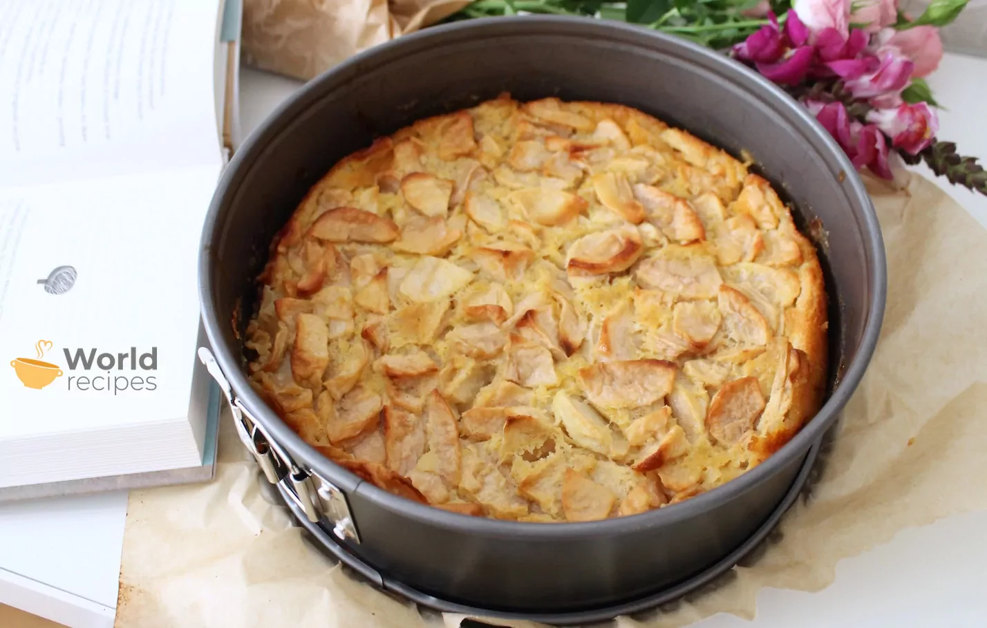 Marie-Helene obuolių pyragas su romu, sviestu ir vanile