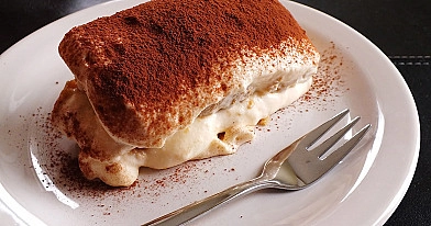 Tiramisu su maskarpone ir kiaušiniais, be grietinėlės