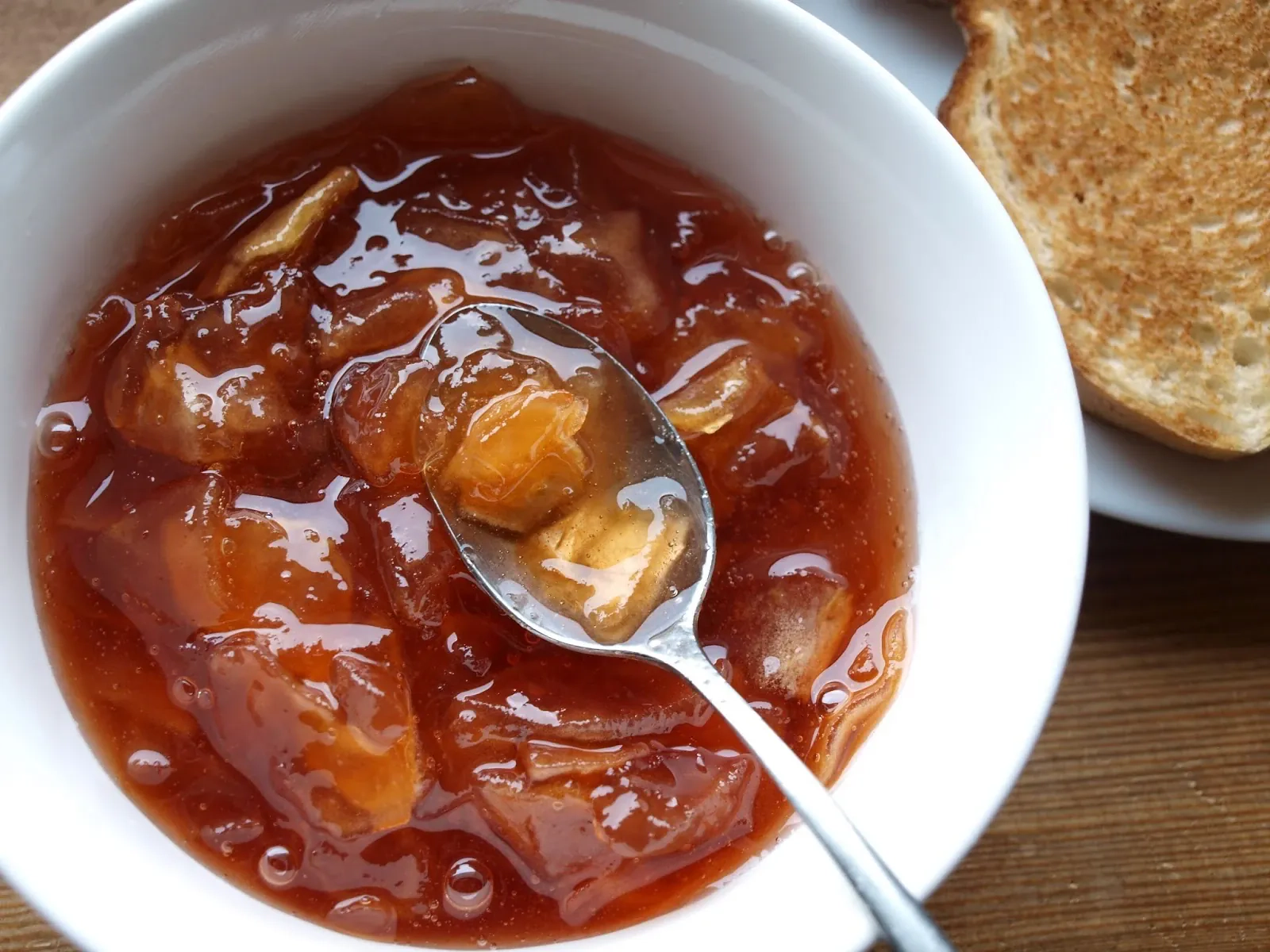 Paprasta ir greita obuolių uogienė