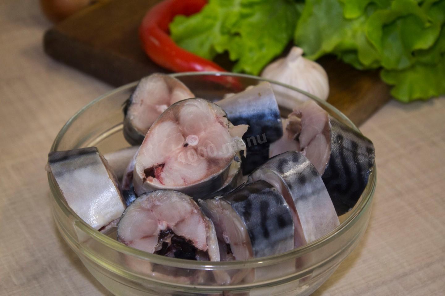 pjaustyta skumbrė gabaliukais