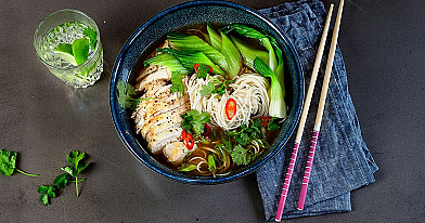 Vištienos ir RAMEN makaronų sriuba
