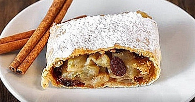 Niemiecki strudel z jabłkami