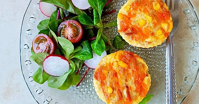 Tuno ir konservuotų kukurūzų mini kišai