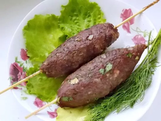 Mięsny kebab w piekarniku