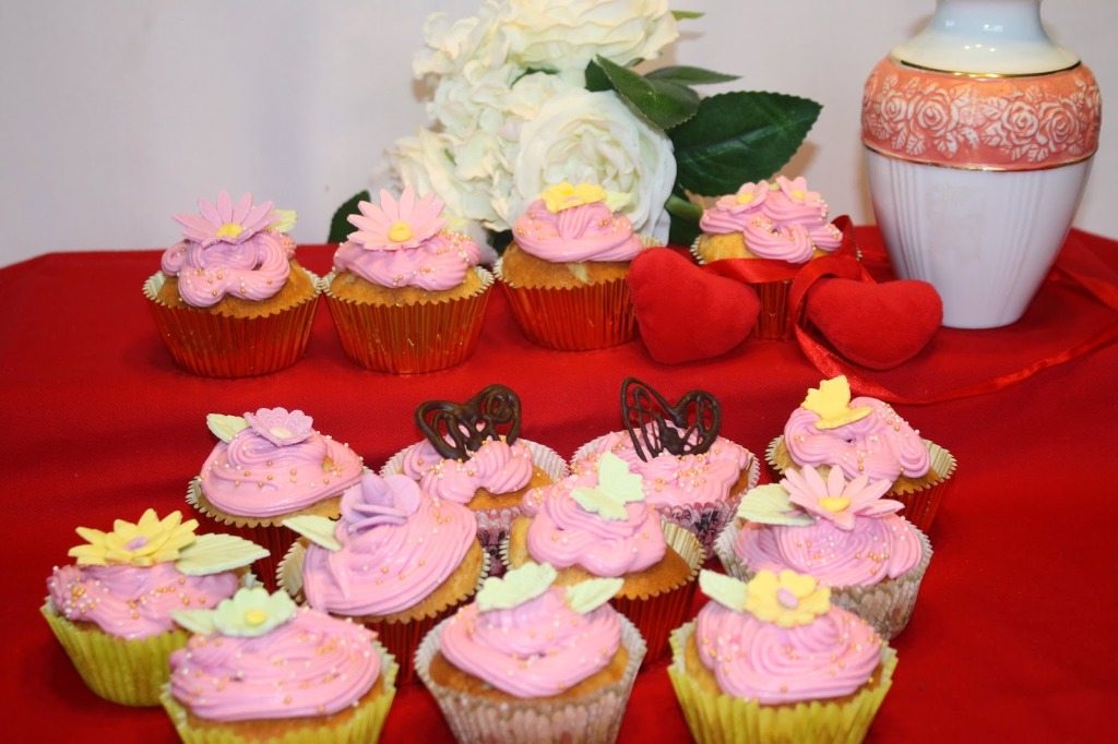 cukraus masė dekoracijoms ant keksiukų